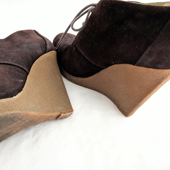 Enzo Angiolini Flory Tailored Wedge
Booties - Picture 5 of 6